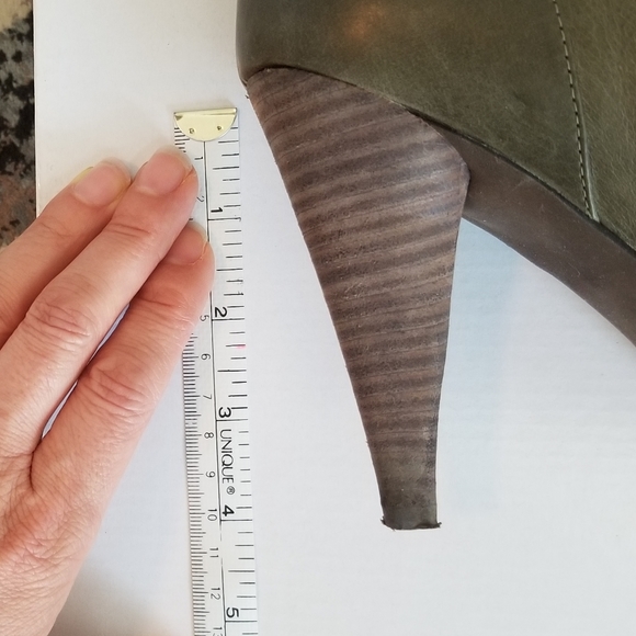 Aldo Lace-up Heels - Picture 7 of 7